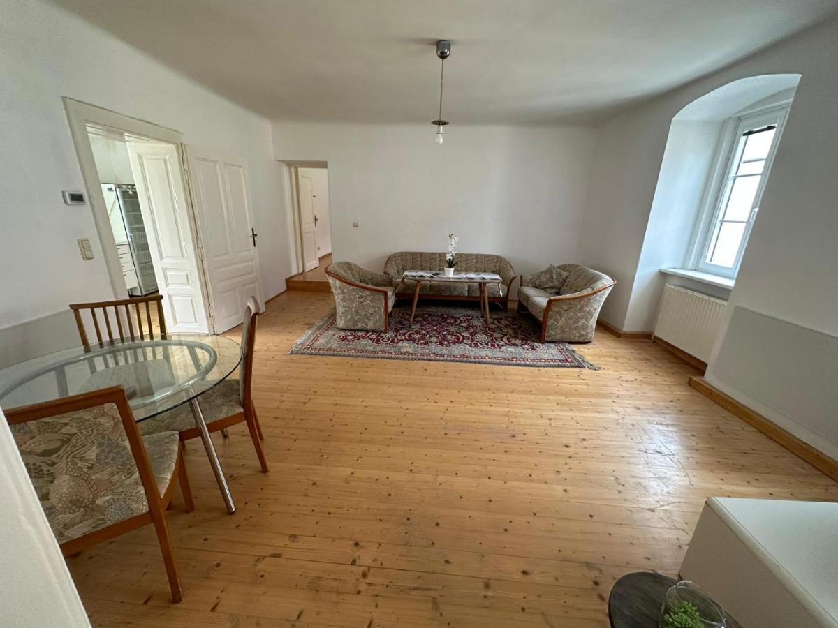 Central Plaza Family Apartment 2 Bedroom Bruckneudorf Eksteriør billede